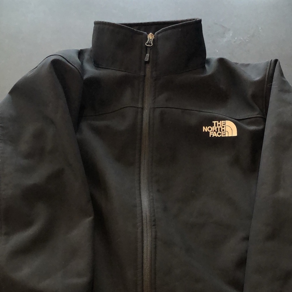 Black Large Men’s North Face Apex Jacket